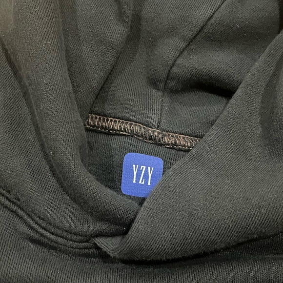 Yeezy YZY GAP Deadstock Pullover Hoodie Sweater in Black - Picture 5 of 5